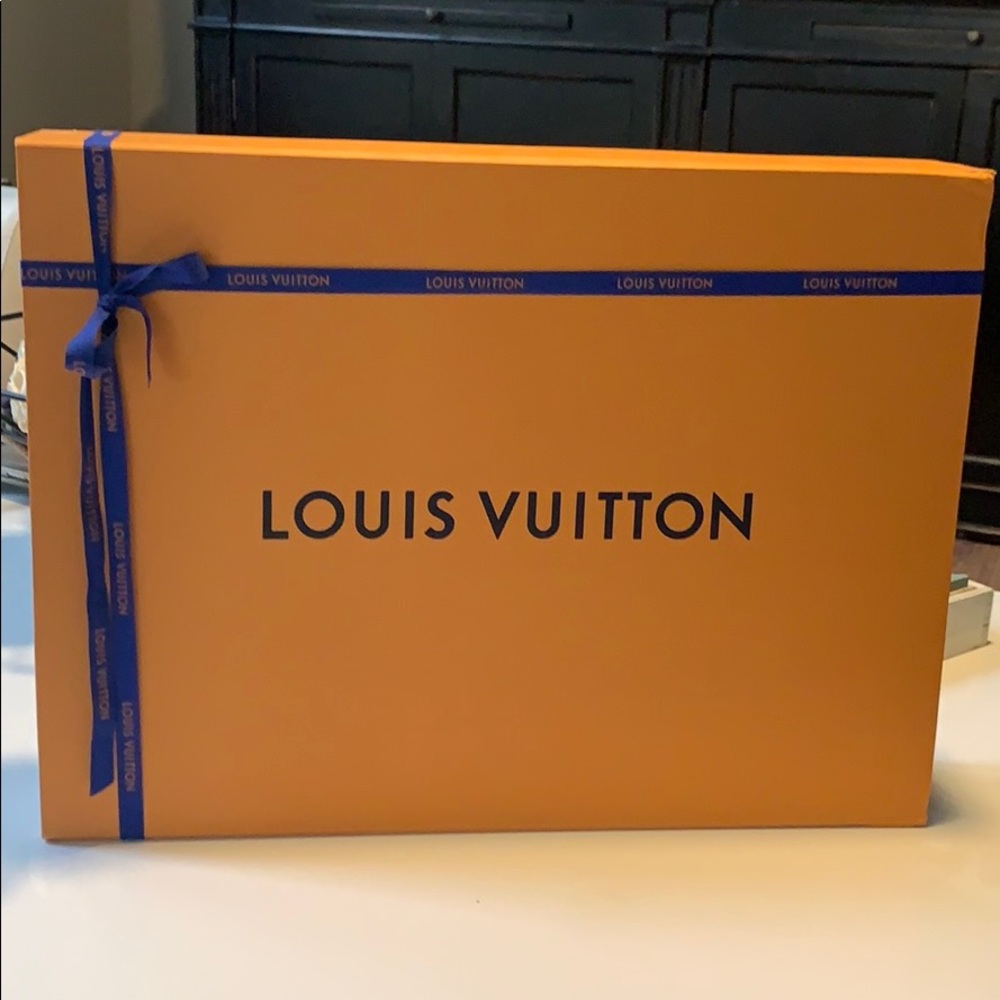 Louis Vuitton box with ribbon
